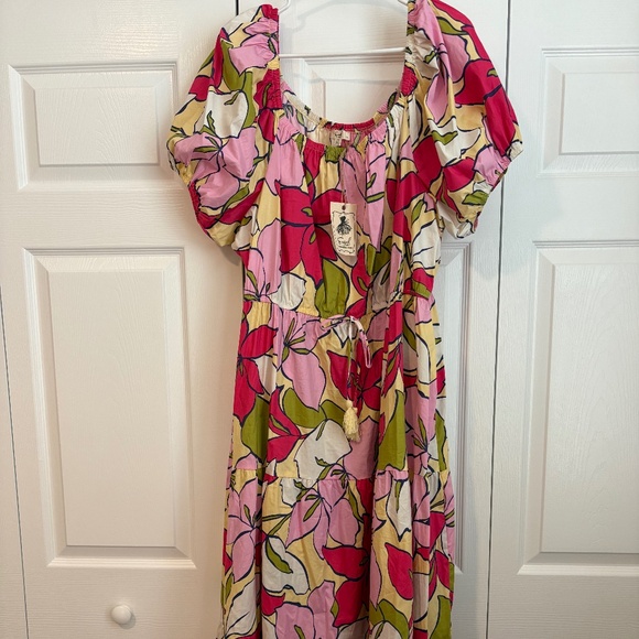 Easel Dresses & Skirts - Easel Lightweight Floral Maxi Dress 3X